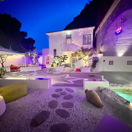 Отель Bossa Amalfi