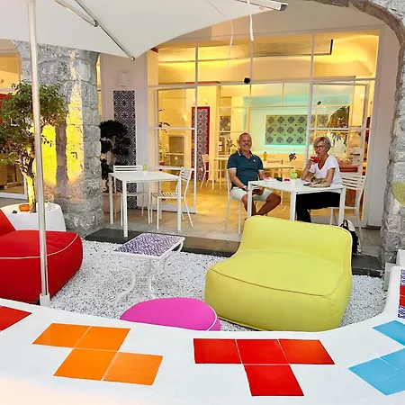 Otel Bossa Amalfi 3*